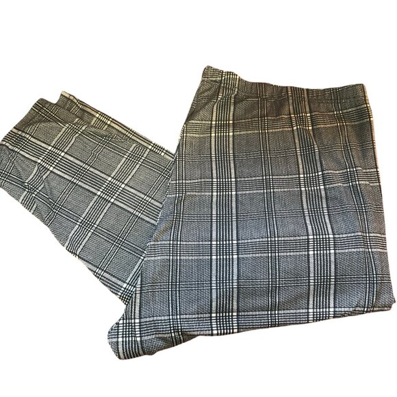 Black/White Plaid Print Leggings - Picture 1 of 1